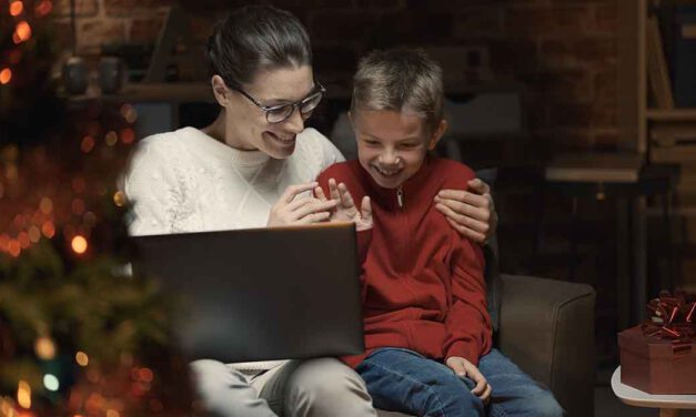 Los niños de El Puerto podrán hablar por videollamada con el Cartero Real y los miembros de la Corte