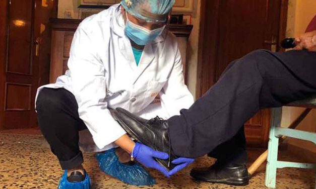 IU reclama vacunas para las trabajadoras de Ayuda a Domicilio de El Puerto