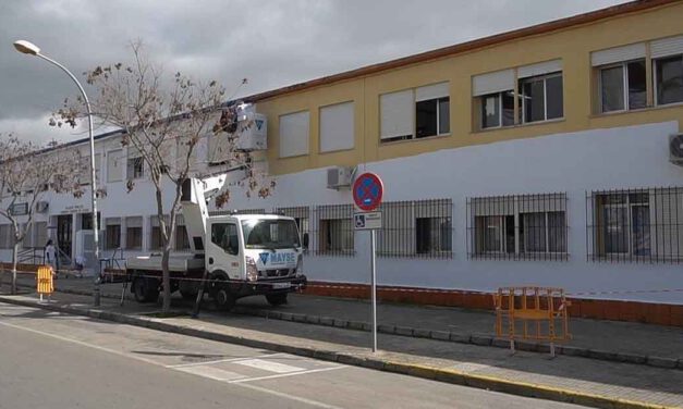 Educación lleva a cabo el pintado del Colegio Sagrado Corazón de Jesús