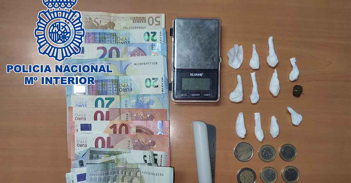 Detenido un hombre en El Puerto por incumplir el toque de queda para vender cocaína