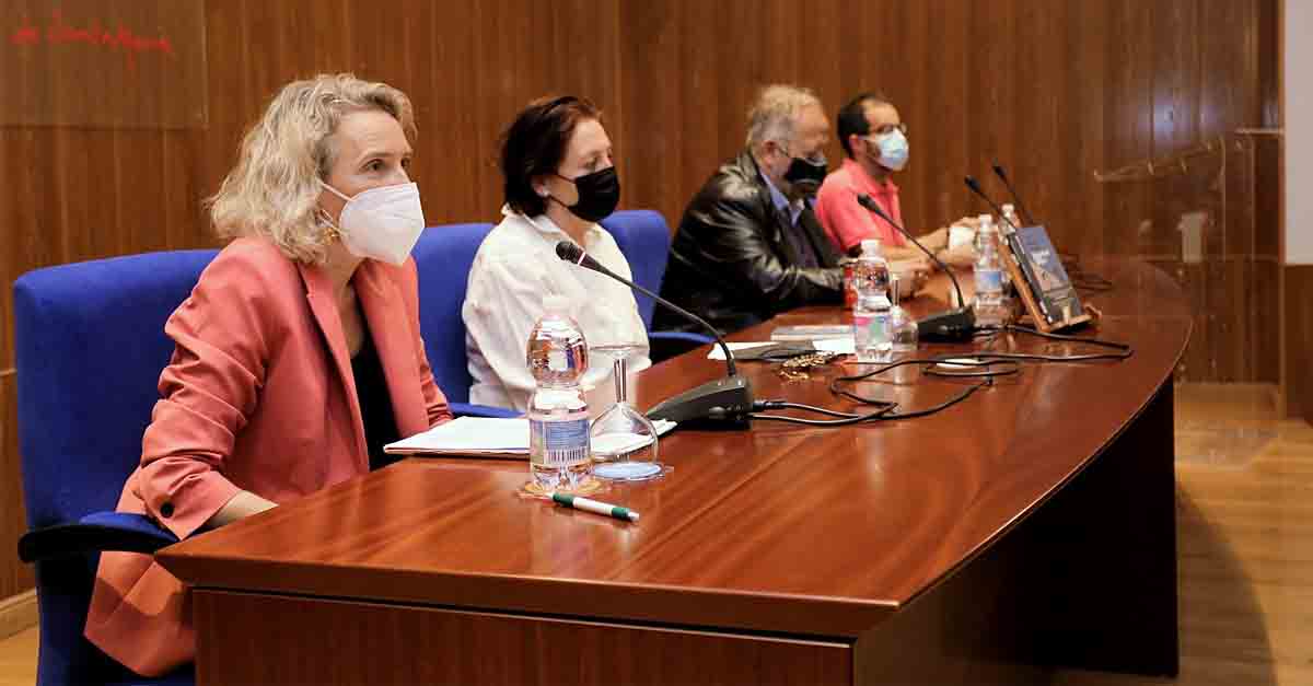 La Fundación Alberti acoge la presentación de 'Los amores sucios', el nuevo libro de Juan José Téllez