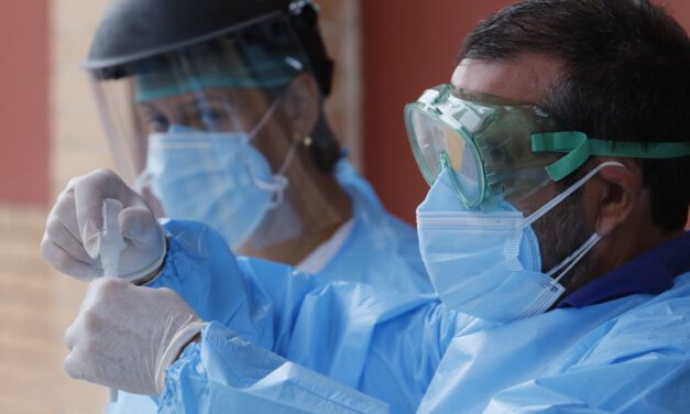 Andalucía suma 1.264 casos y ocho muertes, la mitad que el miércoles pasado