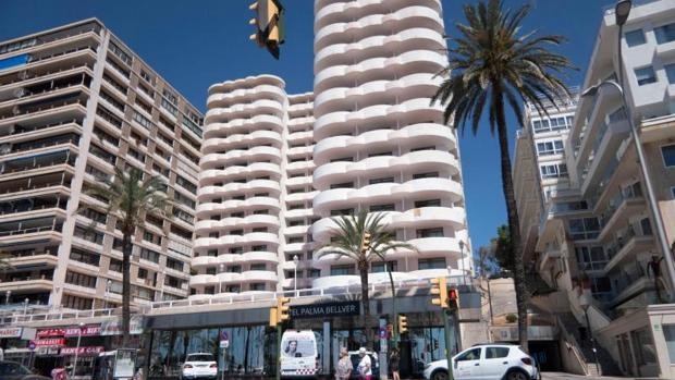 Los estudiantes de Cádiz seguirán confinados en Palma al menos durante diez días