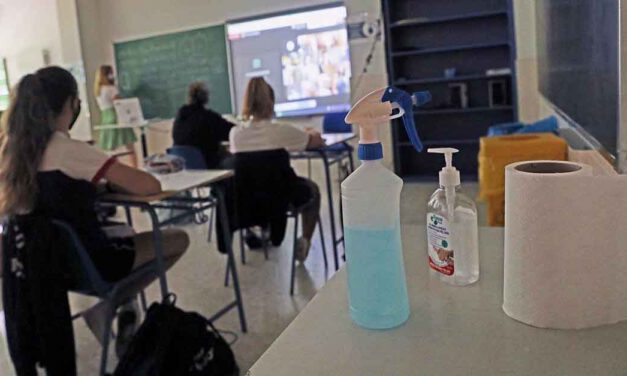 La Junta empezará a vacunar en agosto a los adolescentes de 12 a 16 años