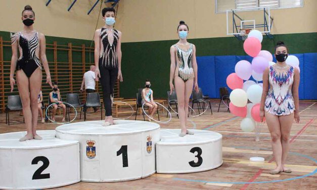 Celebrado el primer mini torneo de gimnasia rítmica del Club Rítmica Ciudad de El Puerto