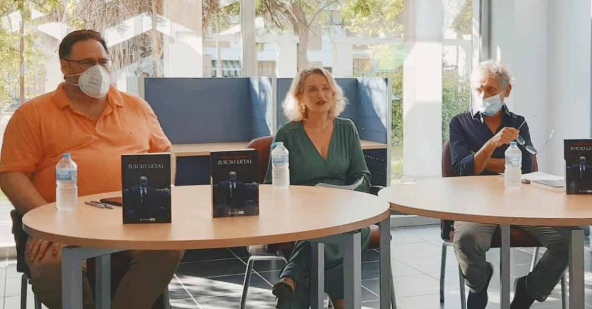 La biblioteca María Teresa León acoge la presentación de 'Juicio letal', la última novela de Montiel de Arnáiz