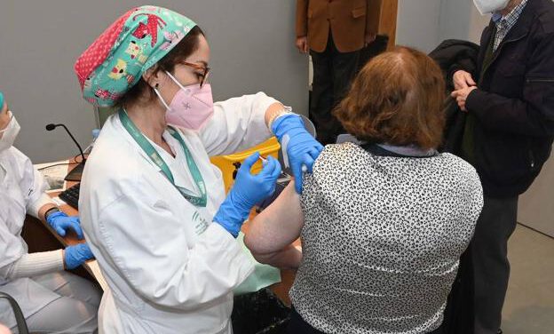 Andalucía registra 53 muertos por Covid-19, la mayor cifra en tres meses