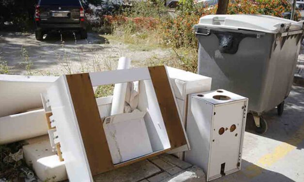 Restablecido el servicio municipal de recogida de muebles y enseres