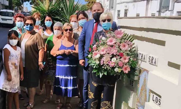 Ofrenda Floral a la Virgen en la Barriada de Los Milagros
