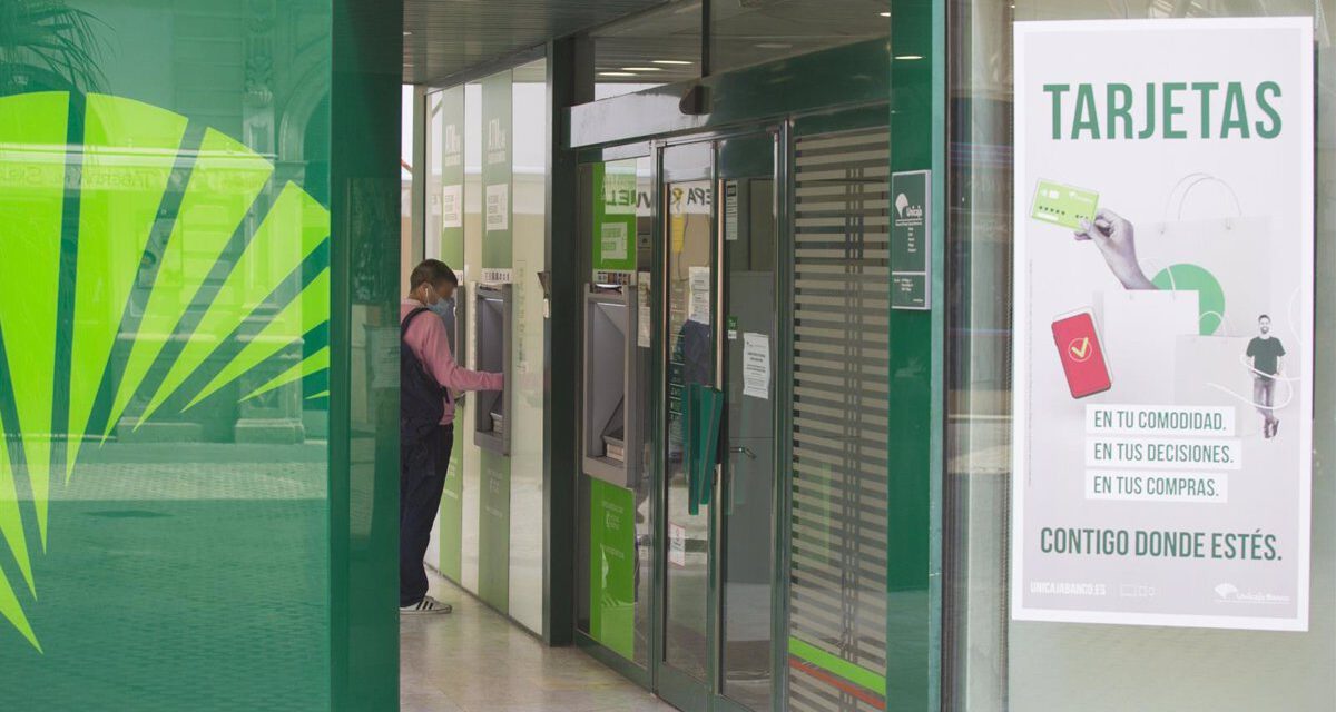 Unicaja Banco plantea reducir 354 empleos y el cierre de 36 oficinas
