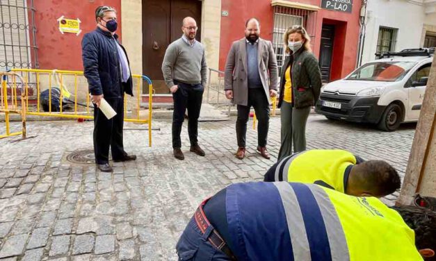 Apemsa acomete las obras de restitución de abastecimiento en Santo Domingo y Arcturus