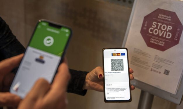 El TSJA da el visto bueno: pasaporte Covid en la hostelería andaluza hasta el 15 de enero