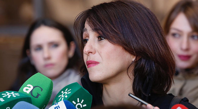 Fiscalía pedirá que Juana Rivas no entre en prisión tras intervenir Dolores Delgado