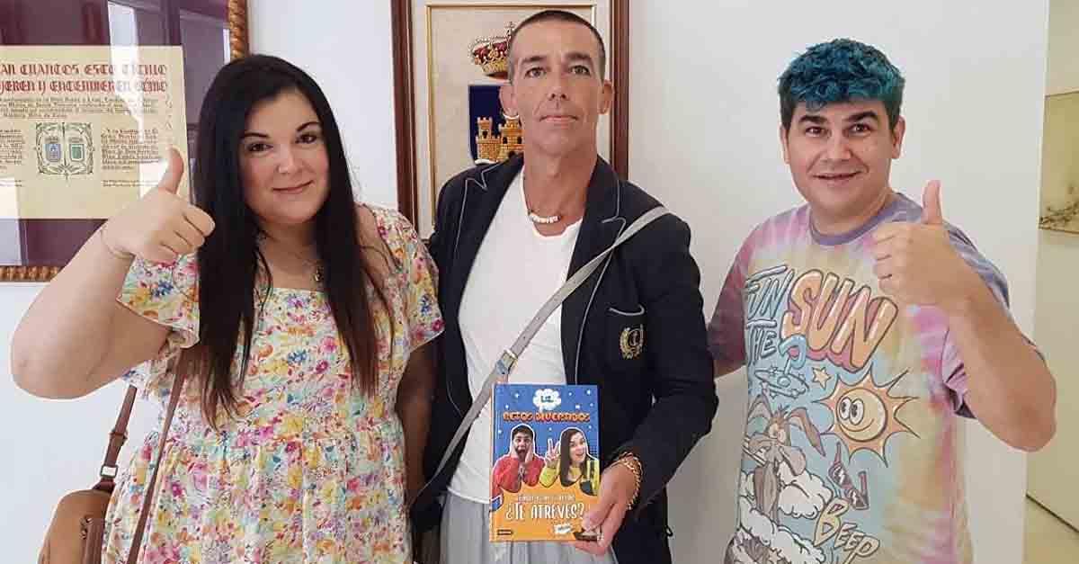 Los youtubers Libi y Chiqui recibirán a los pequeños el domingo 12 en San Luis Gonzaga