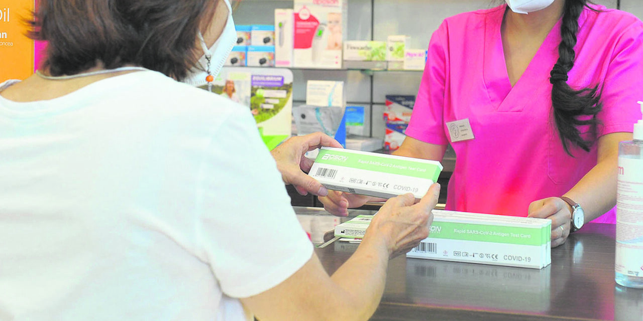 Sanidad fija el precio máximo de venta de test de antígenos en 2,94 euros