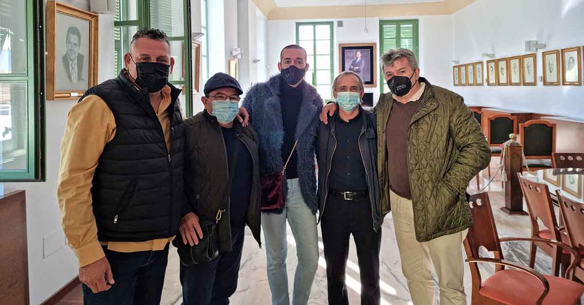 La “Antología de José Luis Arniz con el Vaporcito” agradece a Fiestas su implicación con la entidad