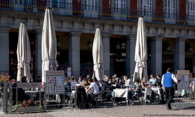 España permite entrar a extracomunitarios recuperados