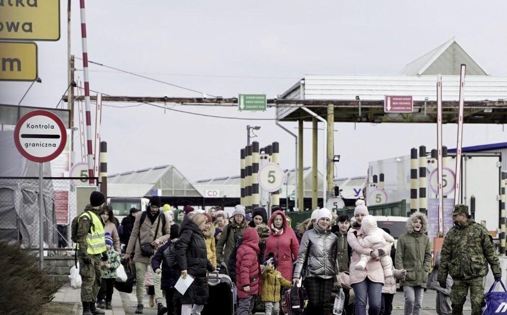 Llega un grupo de refugiados para alojarse en el Albaicín