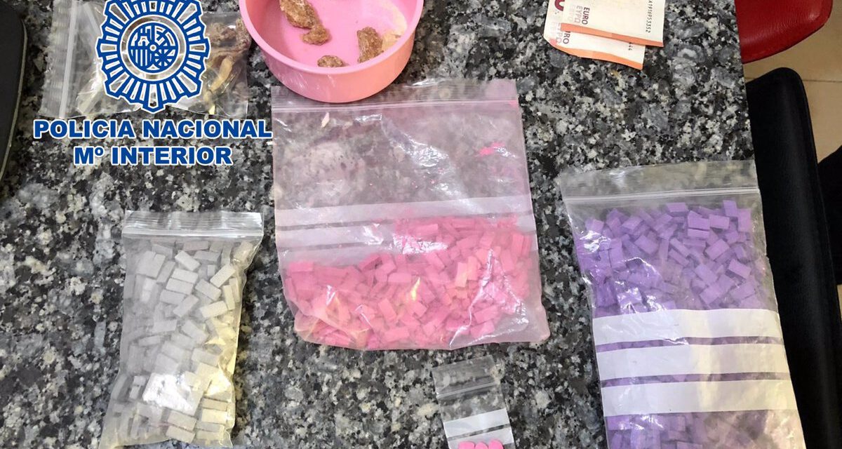 Siete años por traficar con más de 2.000 pastillas de éxtasis y otras drogas en Almería