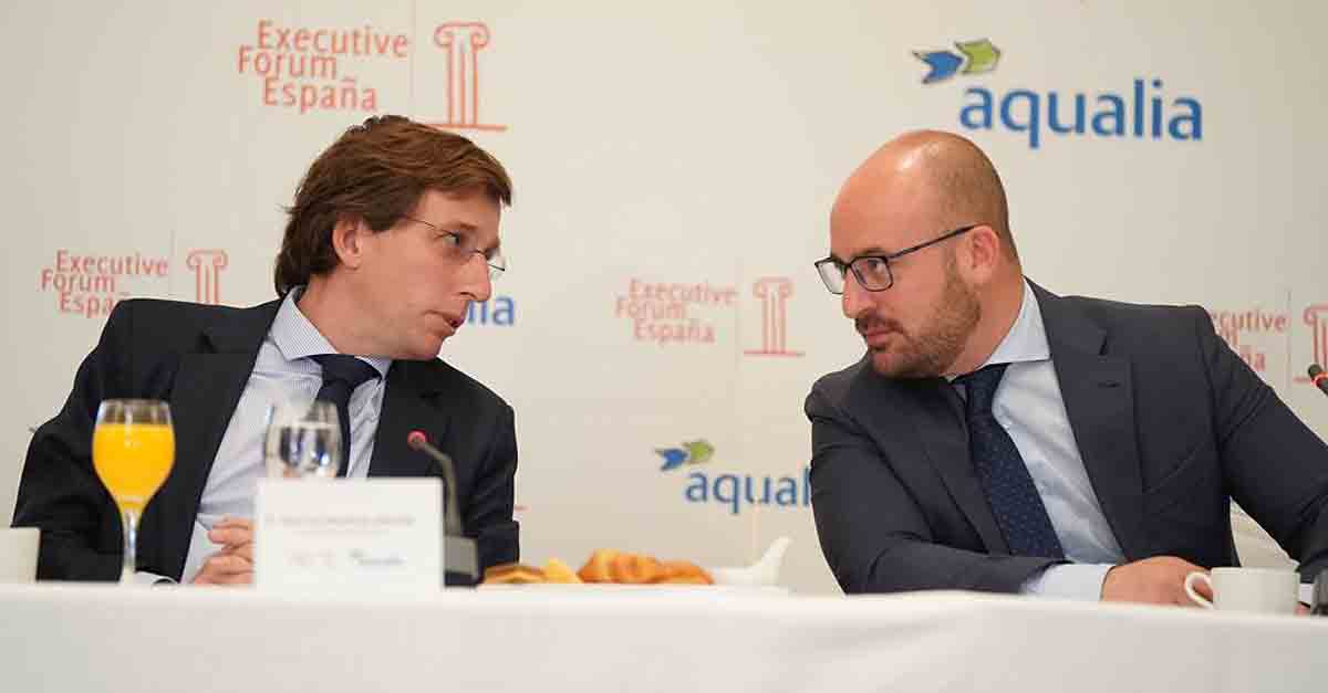 Beardo presenta en Madrid a El Puerto como una ciudad llena de oportunidades para invertir