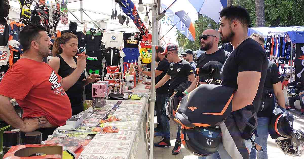 Abierto el plazo para recoger las autorizaciones para residentes y pases de carga y descarga de la Motorada