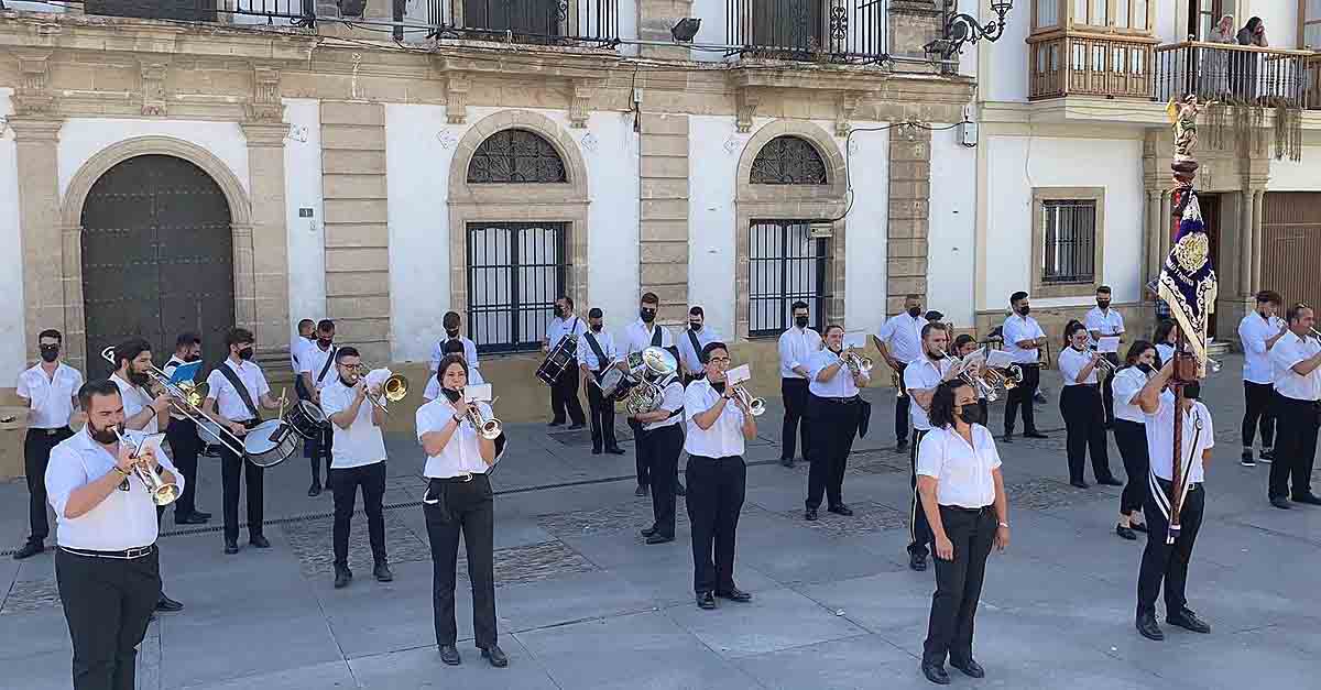 La Agrupación Musical Santísimo Cristo de la Humildad y Paciencia y la Maestro Dueñas, para el Corpus