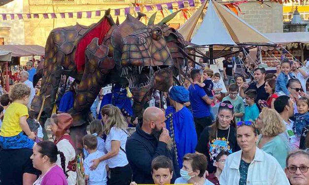 El Mercado Medieval vuelve a la Plaza del Castillo y su entorno tras el éxito del año anterior