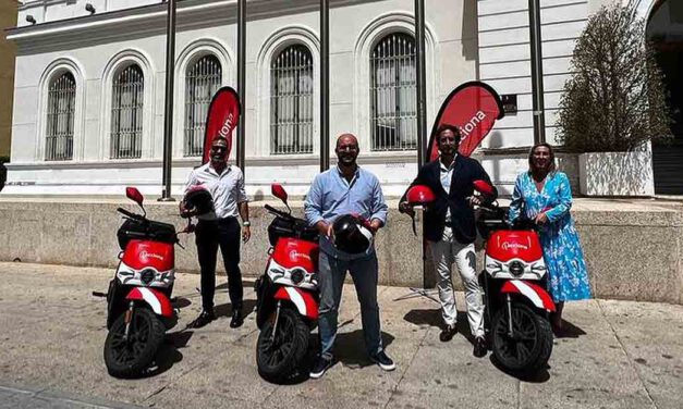 El Puerto contará este verano con el servicio de motos eléctricas compartidas de Acciona