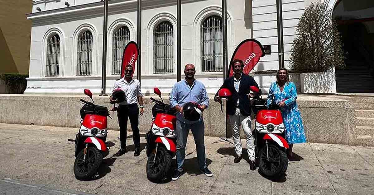 El Puerto contará este verano con el servicio de motos eléctricas compartidas de Acciona