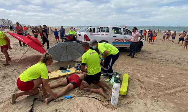 El Puerto apuesta por el proyecto "Playas seguras" porque el saber puede salvar vidas