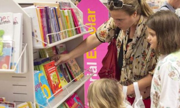 Los andaluces gastarán 306 euros de media en la 'vuelta al cole', un 8% menos que en 2021