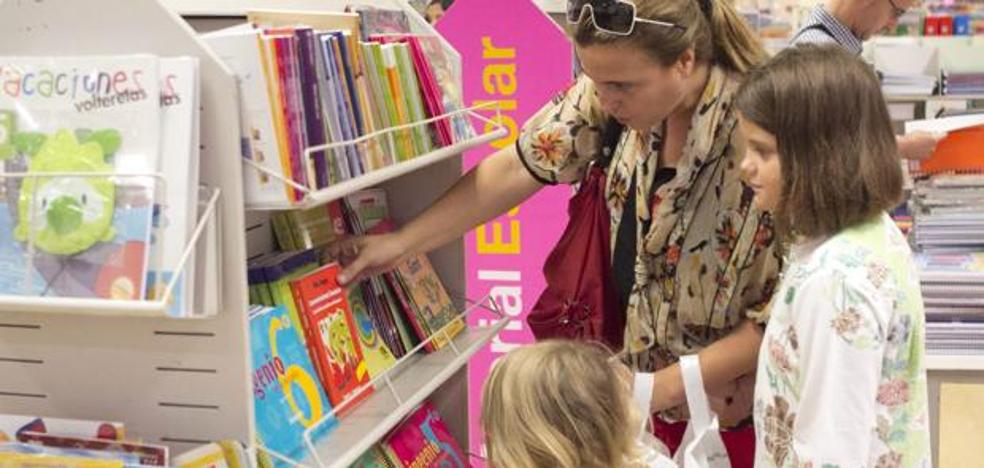 Los andaluces gastarán 306 euros de media en la 'vuelta al cole', un 8% menos que en 2021