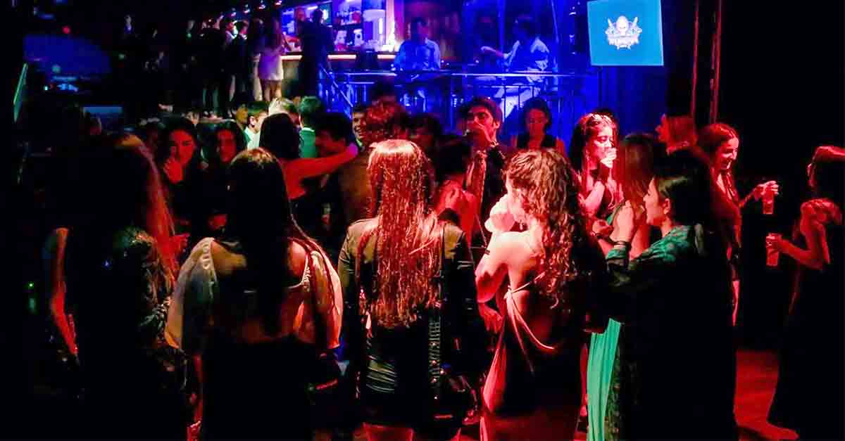 Andalucía activará un protocolo conjunto para actuar ante los pinchazos a mujeres en zonas de ocio