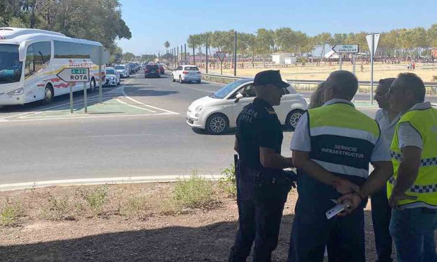 Dispositivo extraordinario de tráfico y seguridad, con taxis disponibles, por el Puro Latino