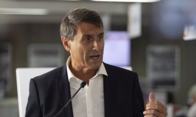 El Gobierno critica que Moreno busque "competir" con Madrid con rebajas fiscales