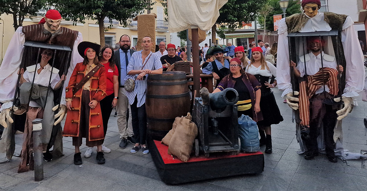 Un aplaudido pasacalle infantil puso fin en la víspera de la Patrona al curso de técnico de animación
