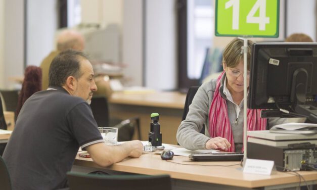 Febrero deja 8 parados más en El Puerto y un total de 9.642 personas desempleadas