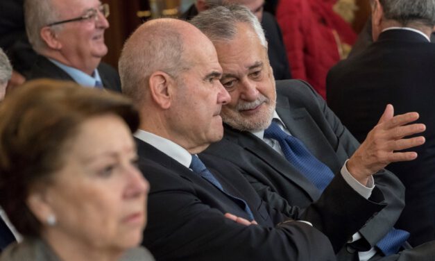 Los expresidentes del Parlamento andaluz, en desacuerdo con la sentencia de los ERE