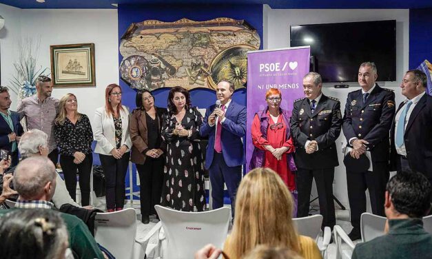 El PSOE celebra un acto en reconocimiento por el 25N