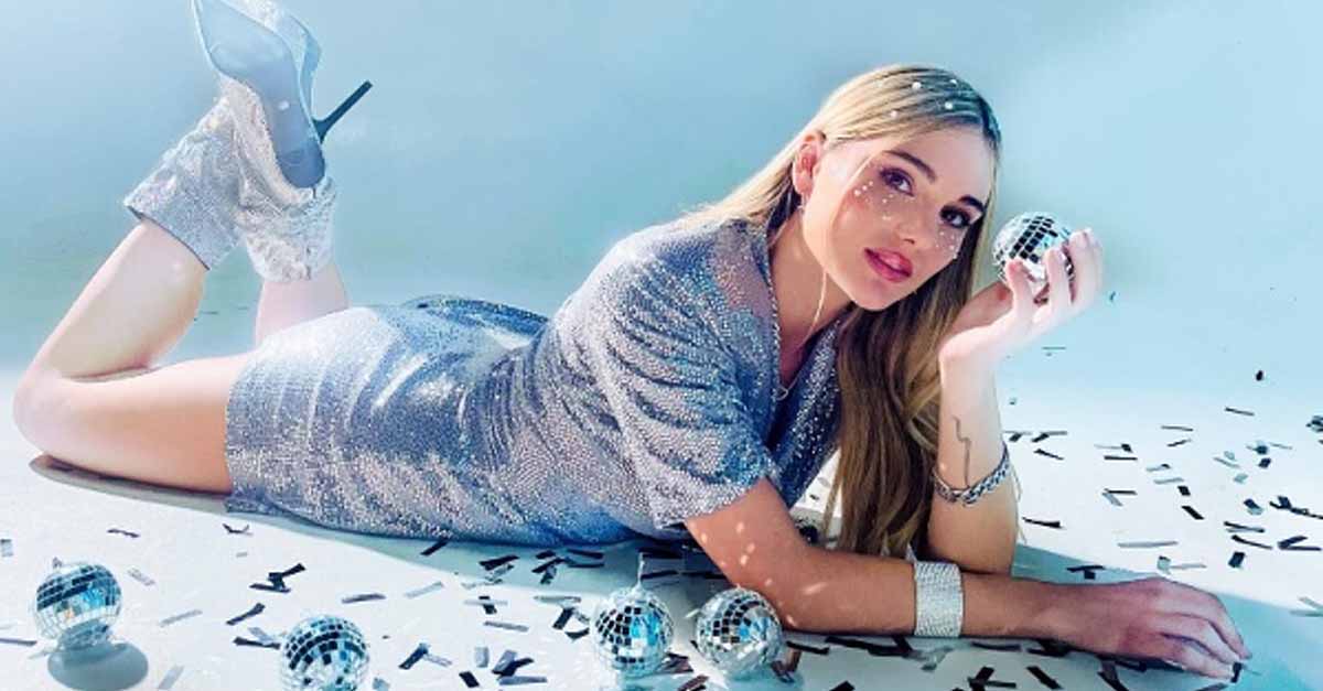 La artista portuense Neva es nominada a "Mejor Artista Revelación" en los premios TikTok