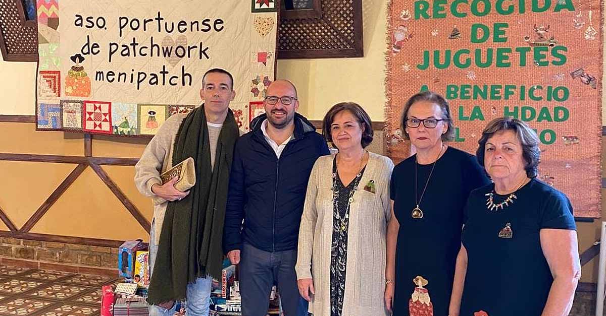 La Asociación Portuense de Patchwork "Menipatch" celebra su encuentro navideño