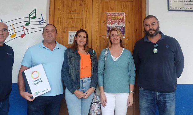 Vox El Puerto pide que se atiendan las demandas de limpieza, seguridad y alumbrado de El Juncal