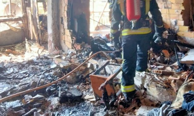Dos ancianos mueren en un incendio de vivienda en Almuñécar