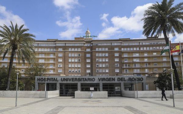 El niño de Manzanilla continúa en la UCI "muy grave pero estable"