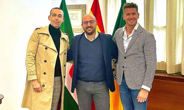 El empresario Javier Luis González encarnará a Papá Noel