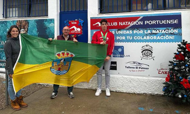 El Club de Natación Portuense se reúne con el concejal de Deportes