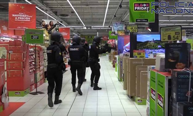 El Paseo se convierte en escenario de un simulacro de operación antiterrorista