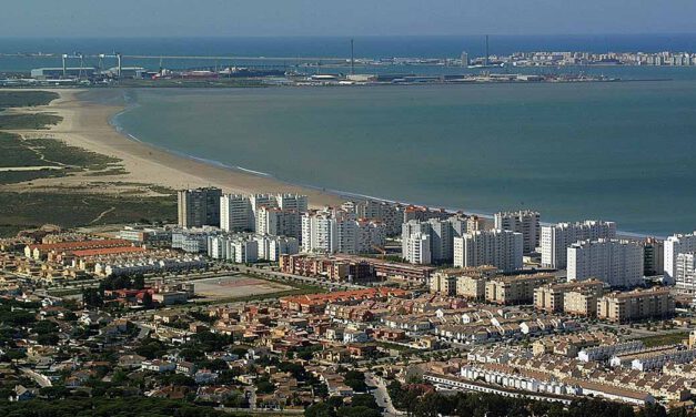 El Puerto consigue la Bandera Q de calidad turística para las playas de Valdelagrana y Fuentebravía