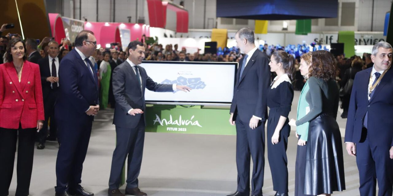 Andalucía recibe 30,8 millones de turistas en 2022 y prevé batir "récords" en 2023