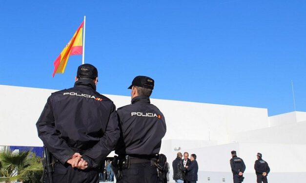 Detenida una cuidadora al maltratar y hasta cambiar el testamento a una anciana en Málaga